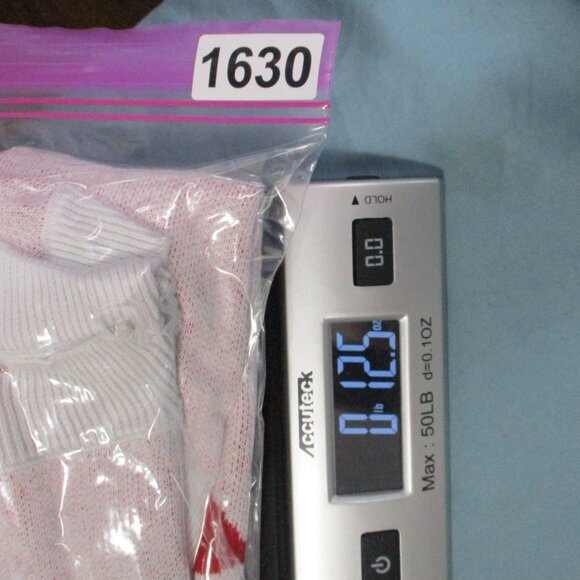 Andree By Unit Balloon Sweater Raw Hem Kiss Lips White & Red Women Size | 2X - Picture 14 of 14